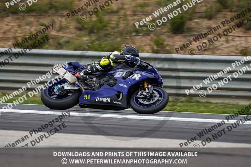 cadwell no limits trackday;cadwell park;cadwell park photographs;cadwell trackday photographs;enduro digital images;event digital images;eventdigitalimages;navarra;no limits trackdays;peter wileman photography;racing digital images;trackday digital images;trackday photos